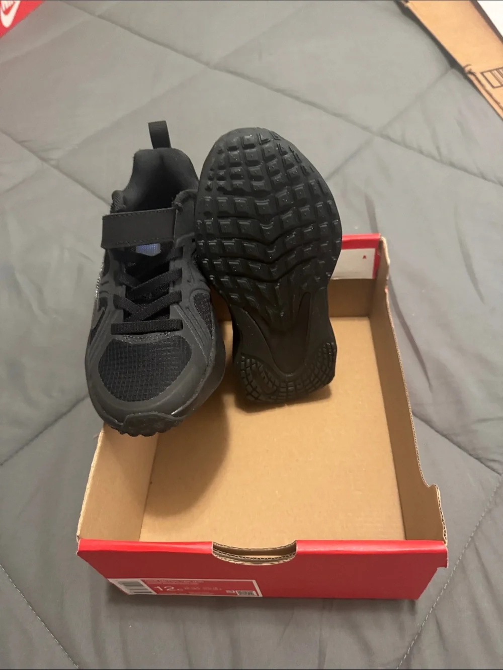 Nike Metro tech Kids Black  Hook-and-Loop Athletic Sneakers